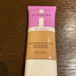 Sephora Collection Clean Glowing Foundation 13